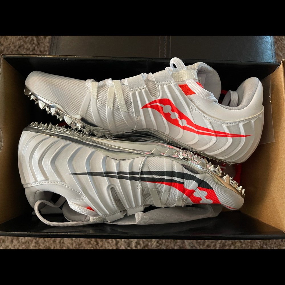 BRAND NEW, IN BOX, Saucony Women’s Track cleats!